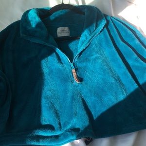 Cropped blue fuzzy jacket